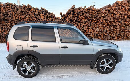 Chevrolet Niva I рестайлинг, 2014 год, 580 000 рублей, 4 фотография