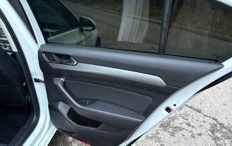 Volkswagen Passat B8 рестайлинг, 2016 год, 1 700 000 рублей, 31 фотография