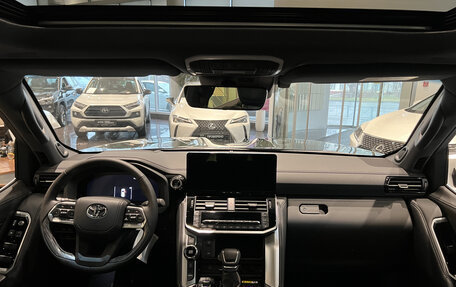 Toyota Land Cruiser, 2025 год, 16 700 000 рублей, 13 фотография