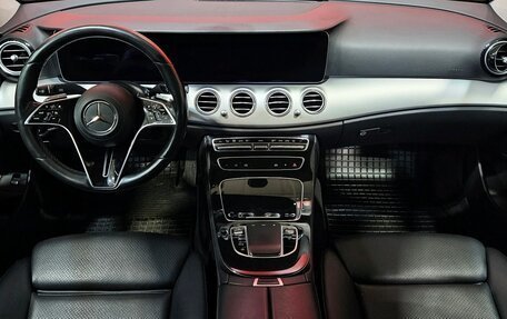 Mercedes-Benz E-Класс, 2021 год, 2 550 000 рублей, 9 фотография