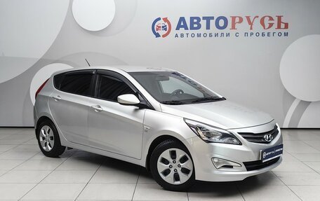 Hyundai Solaris II рестайлинг, 2015 год, 998 000 рублей, 1 фотография