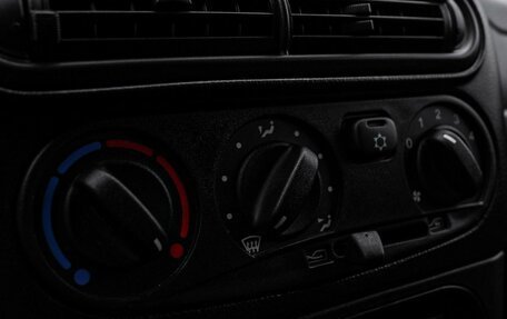 Chevrolet Niva I рестайлинг, 2015 год, 839 000 рублей, 14 фотография