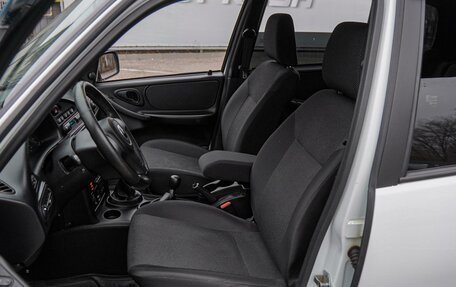 Chevrolet Niva I рестайлинг, 2015 год, 839 000 рублей, 10 фотография