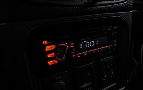 Chevrolet Niva I рестайлинг, 2015 год, 839 000 рублей, 15 фотография