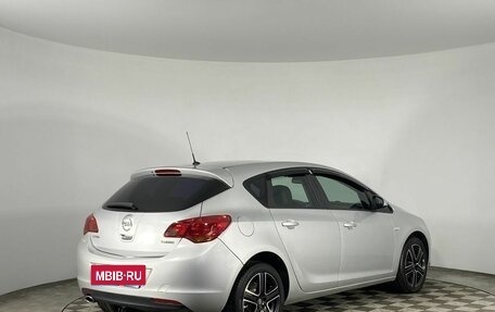 Opel Astra J, 2011 год, 645 000 рублей, 6 фотография