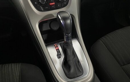 Opel Astra J, 2011 год, 645 000 рублей, 17 фотография