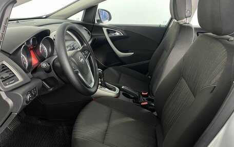 Opel Astra J, 2011 год, 645 000 рублей, 12 фотография