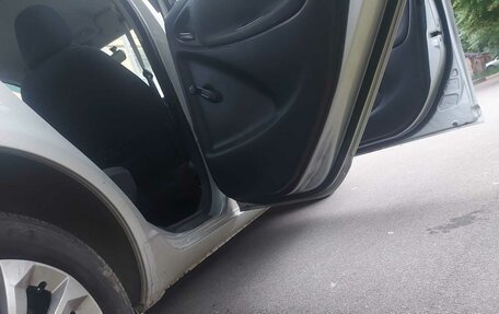 Toyota Yaris I рестайлинг, 2005 год, 445 000 рублей, 9 фотография