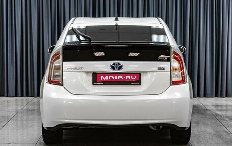 Toyota Prius, 2012 год, 1 019 000 рублей, 4 фотография