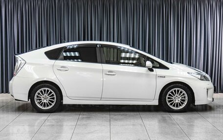 Toyota Prius, 2012 год, 1 019 000 рублей, 5 фотография