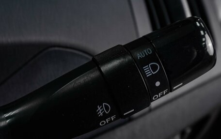 Toyota Prius, 2012 год, 1 019 000 рублей, 14 фотография