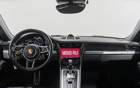 Porsche 911, 2016 год, 8 990 000 рублей, 26 фотография