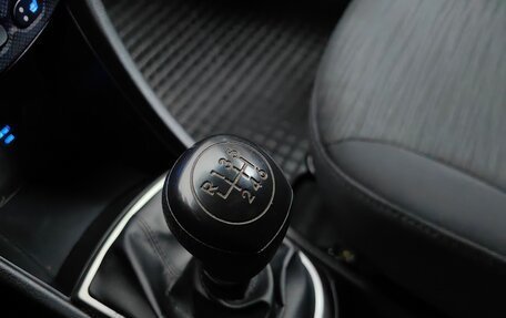 Hyundai Solaris II рестайлинг, 2015 год, 998 000 рублей, 15 фотография