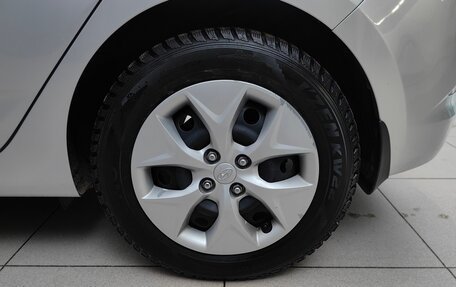 Hyundai Solaris II рестайлинг, 2015 год, 998 000 рублей, 23 фотография