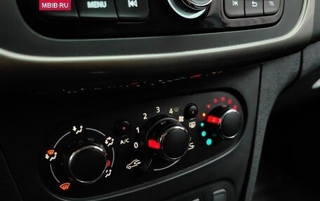 Renault Sandero II рестайлинг, 2021 год, 1 248 000 рублей, 15 фотография