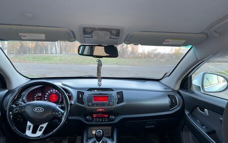 KIA Sportage III, 2011 год, 999 000 рублей, 3 фотография