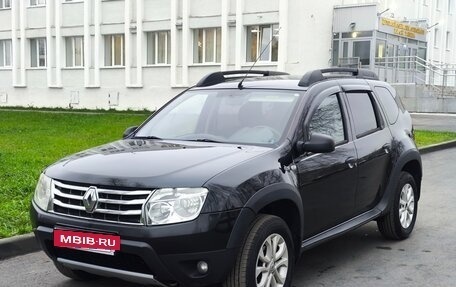 Renault Duster I рестайлинг, 2012 год, 665 000 рублей, 1 фотография