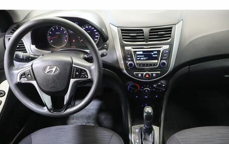 Hyundai Solaris II рестайлинг, 2015 год, 599 000 рублей, 9 фотография