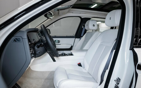 Rolls-Royce Cullinan, 2025 год, 57 500 000 рублей, 16 фотография