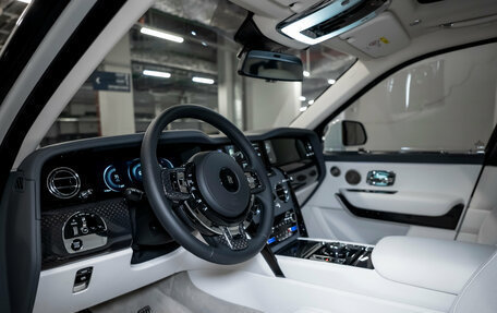 Rolls-Royce Cullinan, 2025 год, 57 500 000 рублей, 35 фотография