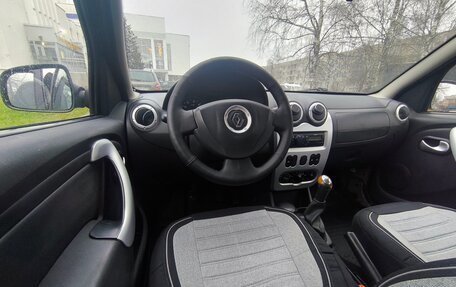 Renault Sandero I, 2013 год, 670 000 рублей, 10 фотография
