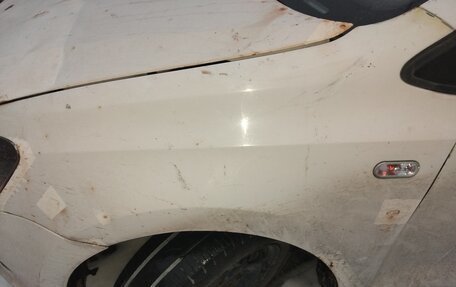 Volkswagen Polo VI (EU Market), 2011 год, 300 000 рублей, 5 фотография