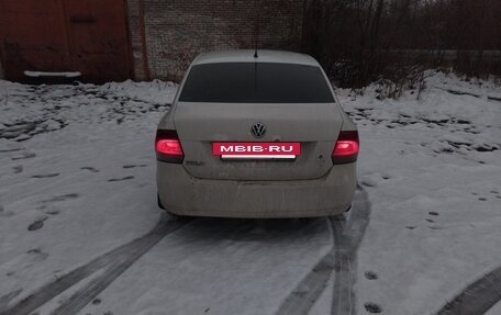 Volkswagen Polo VI (EU Market), 2011 год, 300 000 рублей, 2 фотография