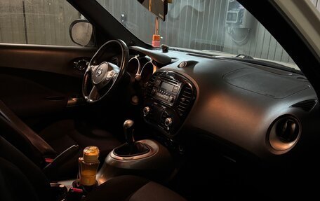 Nissan Juke II, 2011 год, 850 000 рублей, 3 фотография