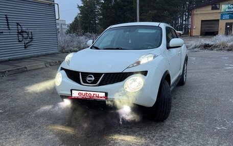 Nissan Juke II, 2011 год, 850 000 рублей, 8 фотография
