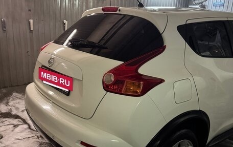 Nissan Juke II, 2011 год, 850 000 рублей, 6 фотография