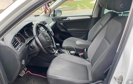 Volkswagen Tiguan II, 2017 год, 2 300 000 рублей, 19 фотография