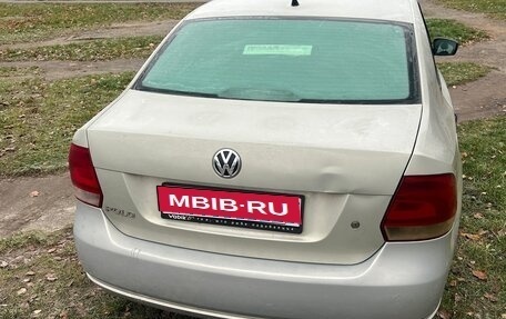 Volkswagen Polo VI (EU Market), 2014 год, 700 000 рублей, 4 фотография