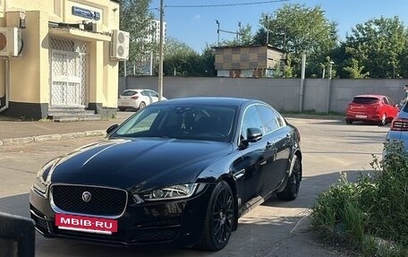 Jaguar XE I рестайлинг, 2015 год, 1 850 000 рублей, 9 фотография
