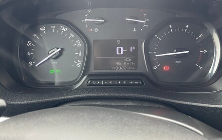 Peugeot Traveller I, 2020 год, 2 950 000 рублей, 9 фотография