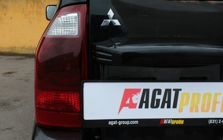 Mitsubishi Pajero III рестайлинг, 2006 год, 950 000 рублей, 15 фотография