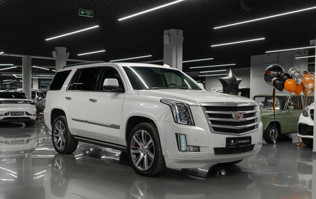 Cadillac Escalade IV, 2016 год, 4 850 000 рублей, 2 фотография
