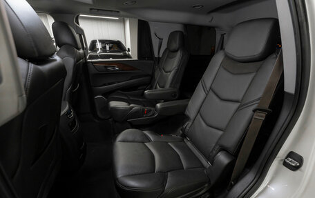 Cadillac Escalade IV, 2016 год, 4 850 000 рублей, 14 фотография