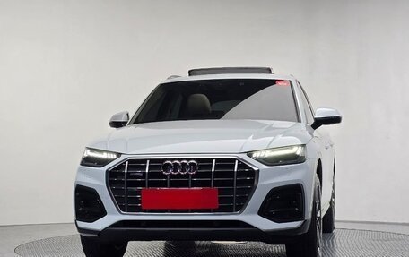 Audi Q5, 2023 год, 5 890 000 рублей, 2 фотография