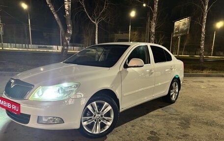Skoda Octavia, 2011 год, 725 000 рублей, 2 фотография