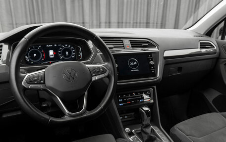 Volkswagen Tiguan II, 2021 год, 3 780 000 рублей, 9 фотография