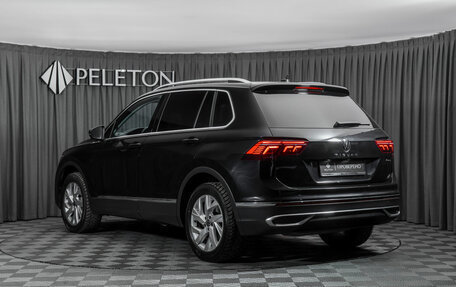 Volkswagen Tiguan II, 2021 год, 3 780 000 рублей, 4 фотография