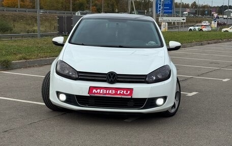 Volkswagen Golf VI, 2011 год, 835 000 рублей, 1 фотография