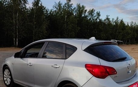 Opel Astra J, 2013 год, 550 000 рублей, 5 фотография