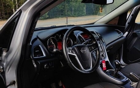 Opel Astra J, 2013 год, 550 000 рублей, 6 фотография