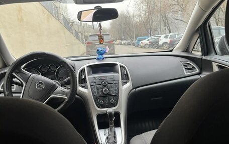 Opel Astra J, 2012 год, 880 000 рублей, 3 фотография