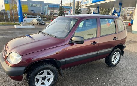 Chevrolet Niva I рестайлинг, 2003 год, 360 000 рублей, 1 фотография