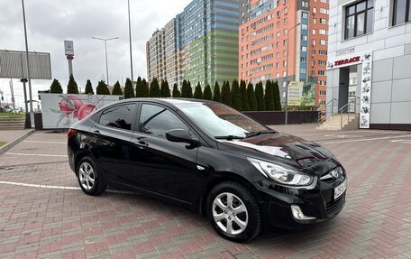 Hyundai Solaris II рестайлинг, 2012 год, 770 000 рублей, 7 фотография