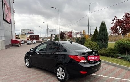 Hyundai Solaris II рестайлинг, 2012 год, 770 000 рублей, 3 фотография