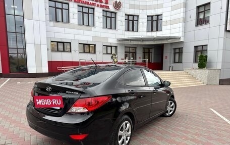 Hyundai Solaris II рестайлинг, 2012 год, 770 000 рублей, 5 фотография