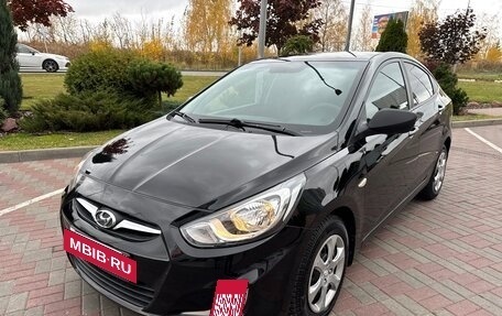 Hyundai Solaris II рестайлинг, 2012 год, 770 000 рублей, 9 фотография
